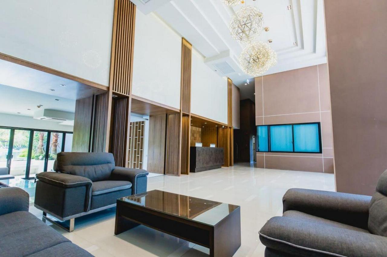 Aristo 1 Phuket By Resava Lejlighedshotel Eksteriør billede